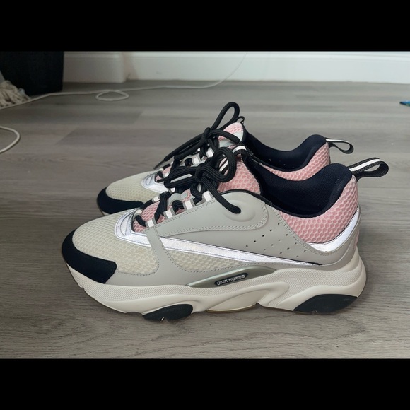 Dior B2 Sneakers - Picture 9 of 11